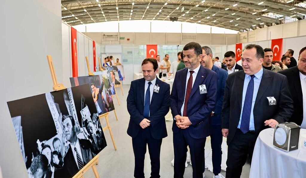 Ferdi Zeyrek’in Görevi Başkan Çavuşoğlu’na Emanet...