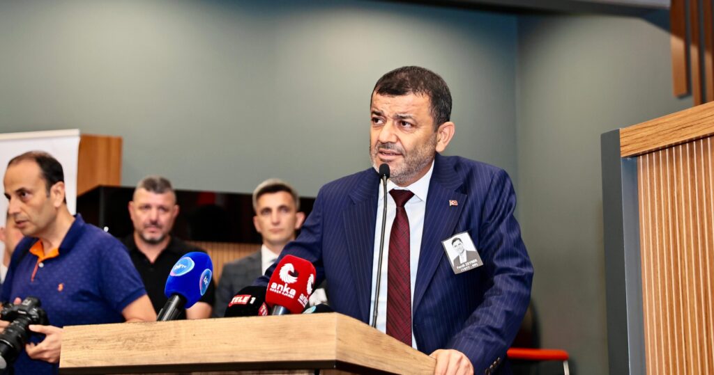 Ferdi Zeyrek’in Görevi Başkan Çavuşoğlu’na Emanet...