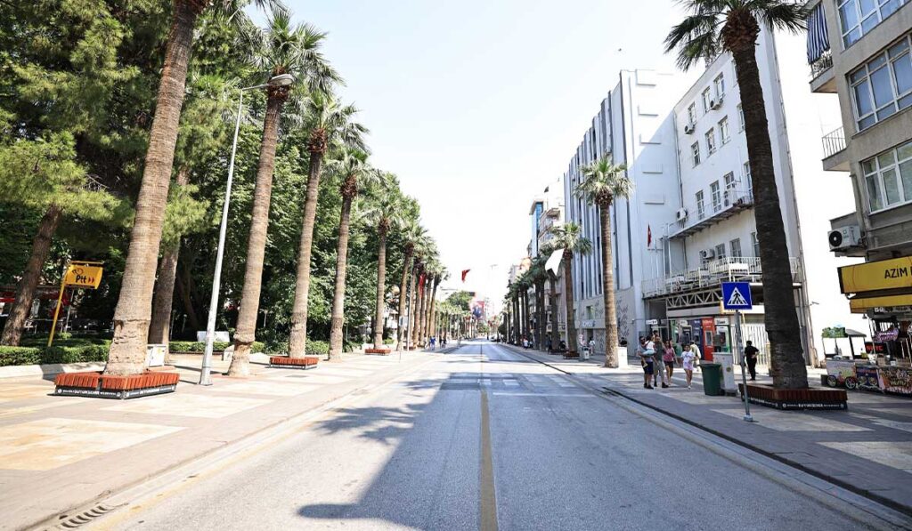 Gazi Bulvarı ve Bayramyeri’nde Çöp Saatleri Değişti...