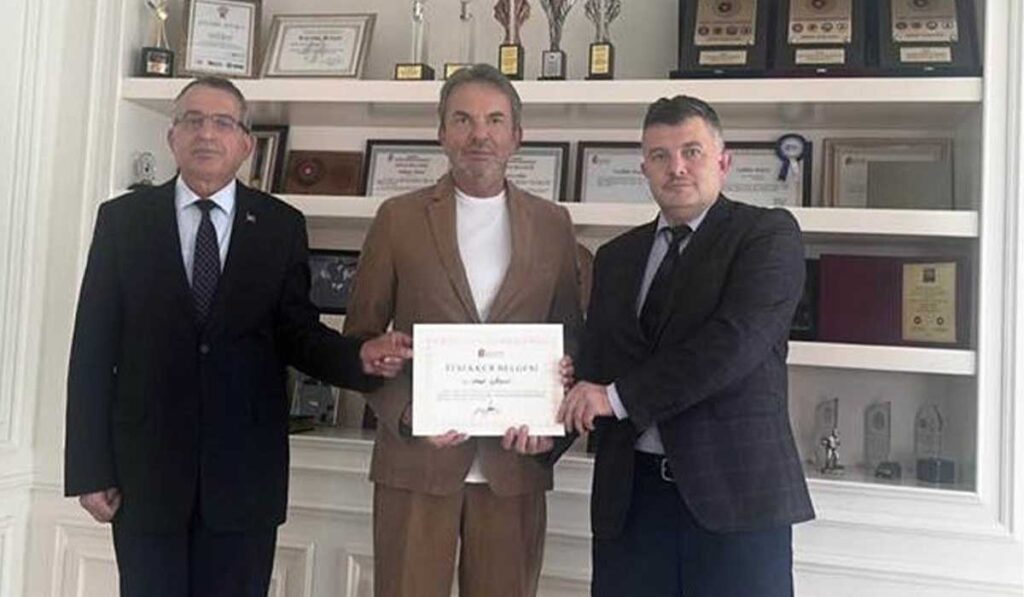 Gökhan Tekstil’in Başkanı Ahmet Gökşin’e Vergi Duyarlılığı Teşekkürü...