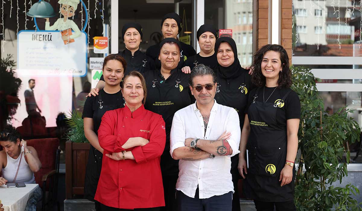Ünlü Şef Hazer Amani Denizli Yemeklerini Tattı… 