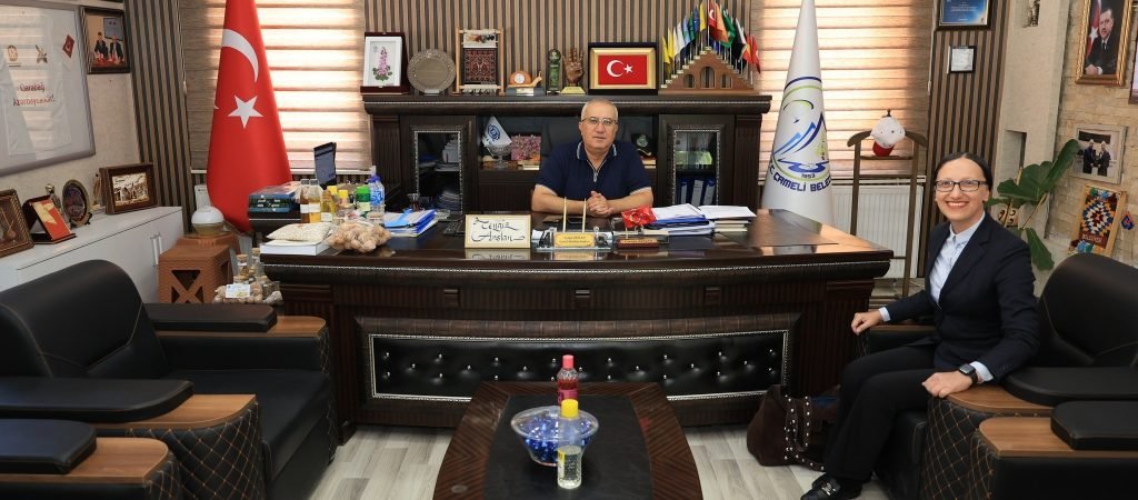 Başkan Arslan Çamelili Bilim İnsanını Ağırladı... 