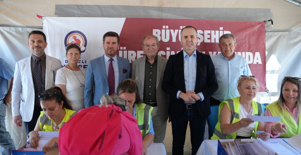 Denizli Büyükşehir’den 4 Bin 349 Çiftçiye Mazot Desteği...