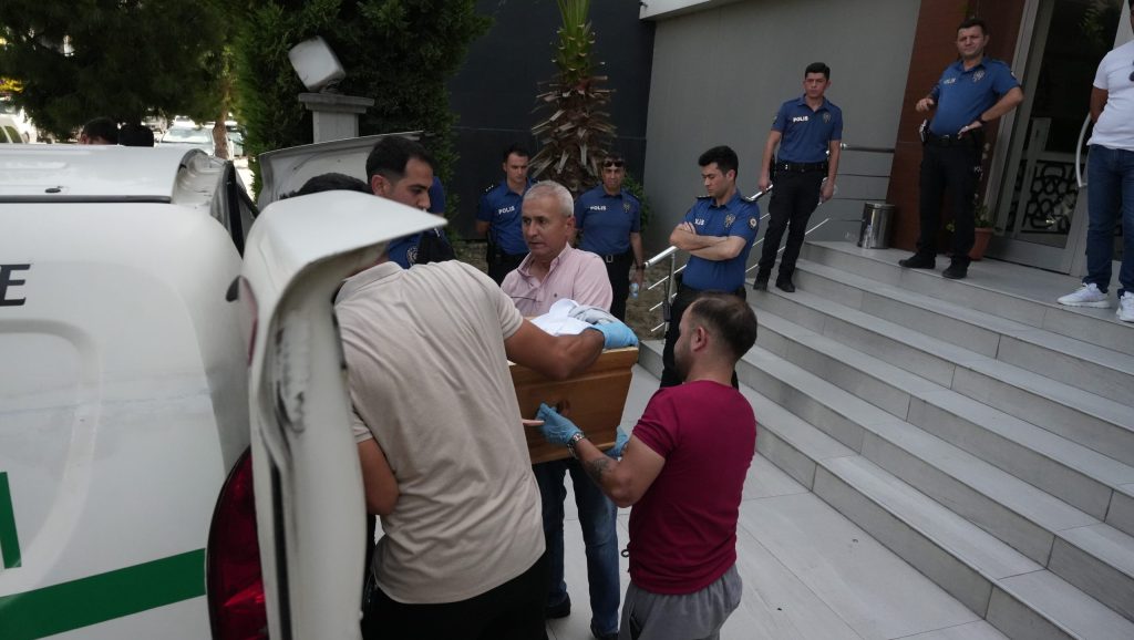 Denizli’de Polis Memuru Evinde Ölü Bulundu... 