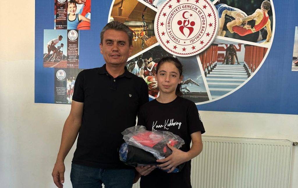 Tarladan Şampiyonluğa Çallı Kızlar Türkiye Şampiyonu Oldu...