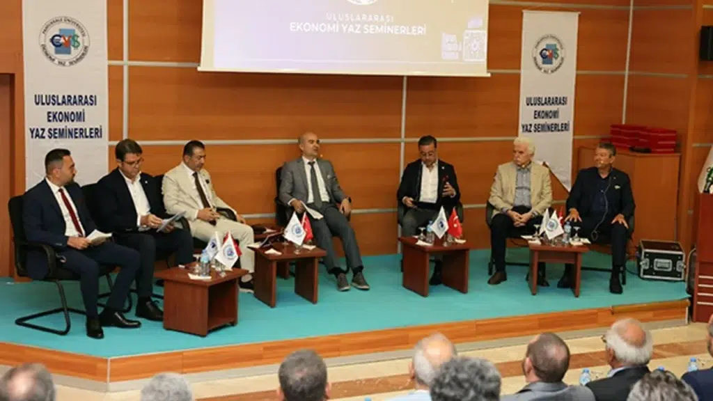 İş Dünyası Denizli Ekonomisi Panelinde Bir Araya Geldi…