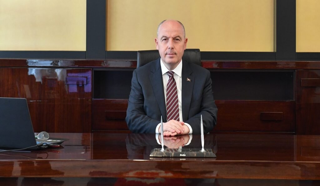 Denizli Valisi Coşkun Yeni Yıl Kutlama Mesajı Yayımladı...
