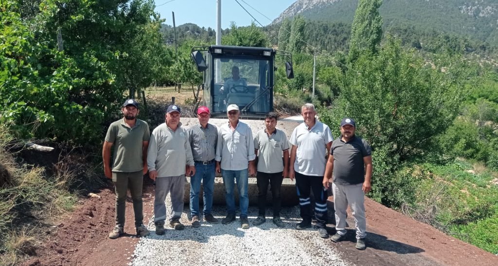 Çameli’de Yollar Belediyenin Öz Kaynaklarıyla Yenileniyor...