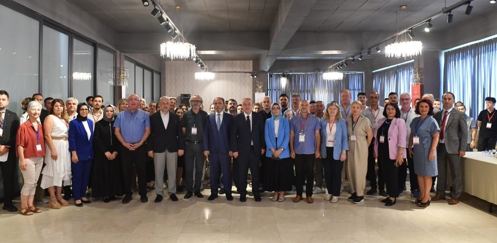 Denizli’de Yaşlılar İçin Çalıştay Düzenlendi... 