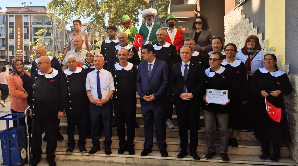Denizli, Okuma Haftasında İlginç Görüntülere Sahne Oldu...