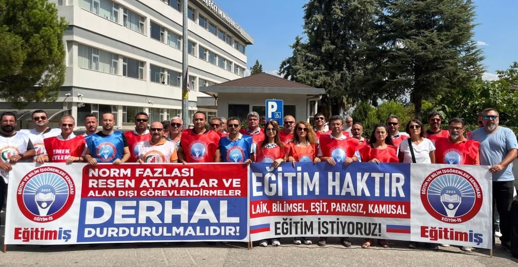 Eğitim-İş Denizli’den Tepki Aile Birliği MEB Politikalarıyla Parçalanıyor...
