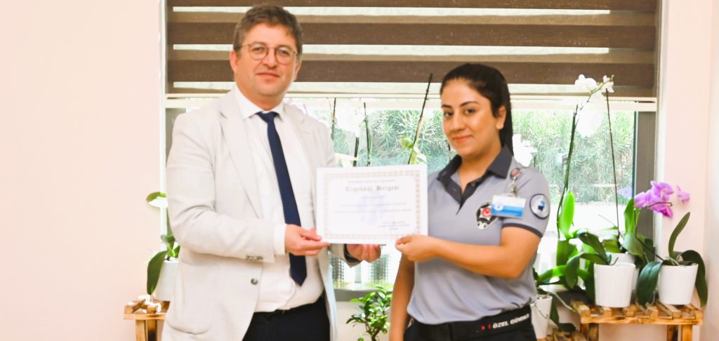PAÜ Hastanesinde Yaşanan Bebek Kaçırma Girişimi Son Anda Engellendi...