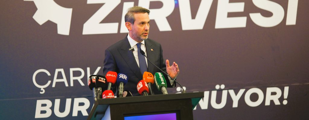 Makine Sektörünün Kalbi, MAKSİAD Denizli Makine Zirvesi 2025'de attı...