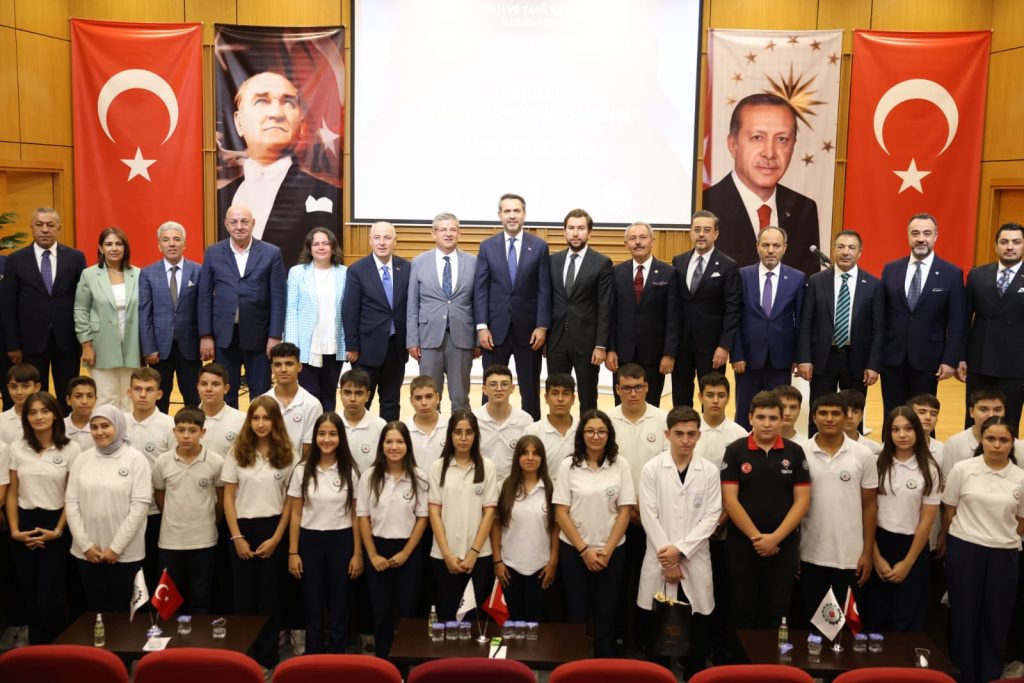 Bakan Bayraktar, Denizli OSB'ye Övgüler Yağdırdı...