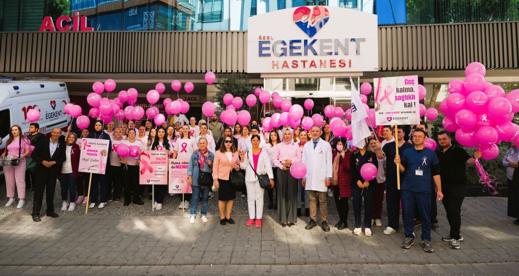 Denizli Egekent Hastanesi 'Pembe Yürüyüşle' Meme Kanserine Dikkat Çekti...