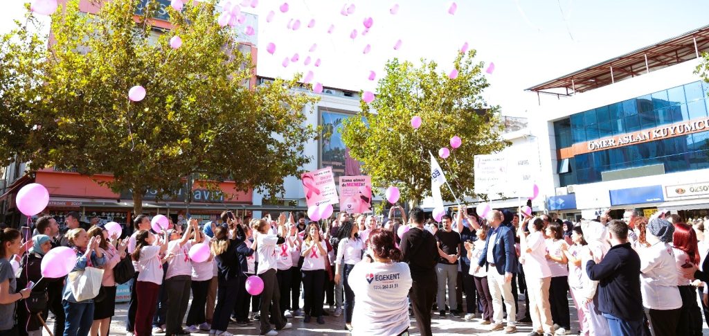Denizli Egekent Hastanesi 'Pembe Yürüyüşle' Meme Kanserine Dikkat Çekti...