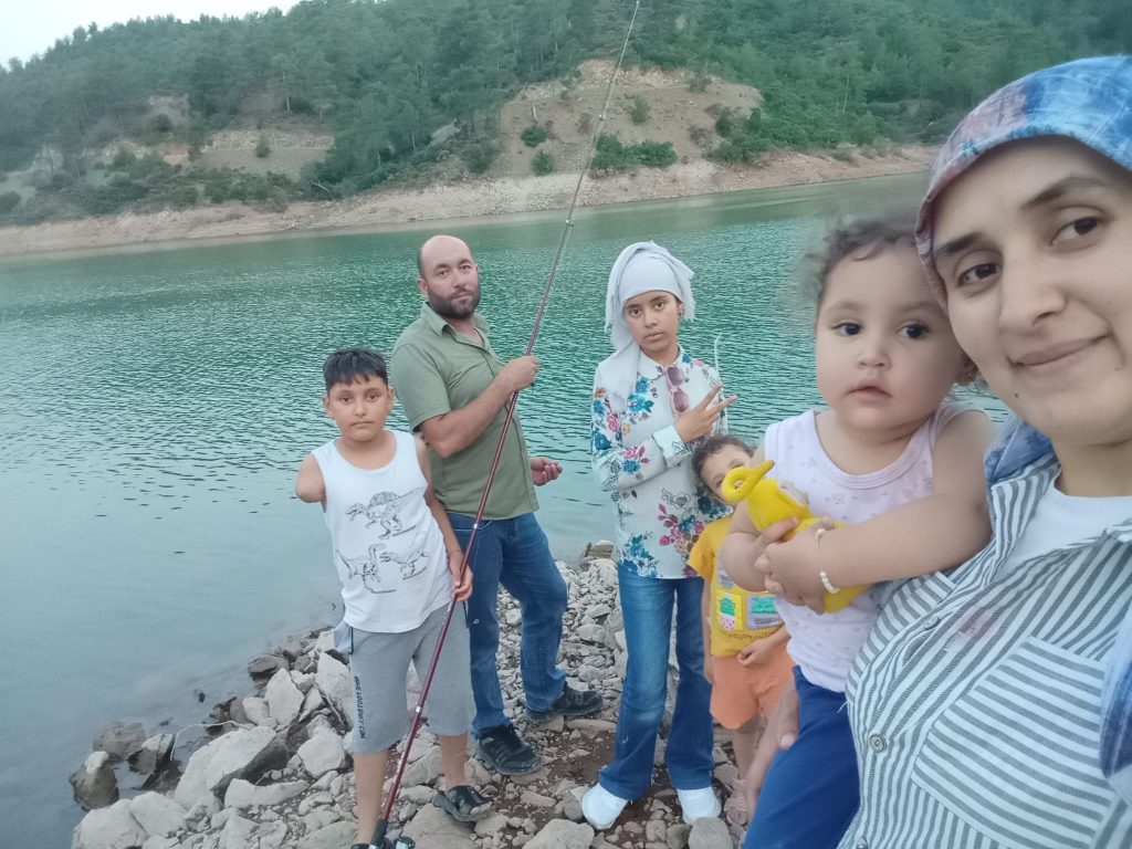 Denizlili Küçük Enver, Hayırseverlerden Yardım Bekliyor...