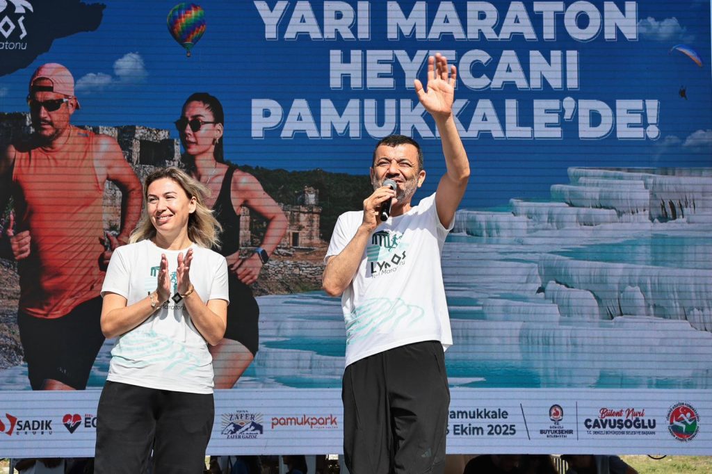 Cumhuriyet Coşkusu, Pamukkale'de Maraton ve SOLOTÜRK Gösterisiyle Taçlandı…