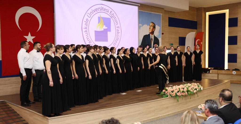 PAÜ’de 24 Kasım Öğretmenler Günü Coşkuyla Kutlandı...