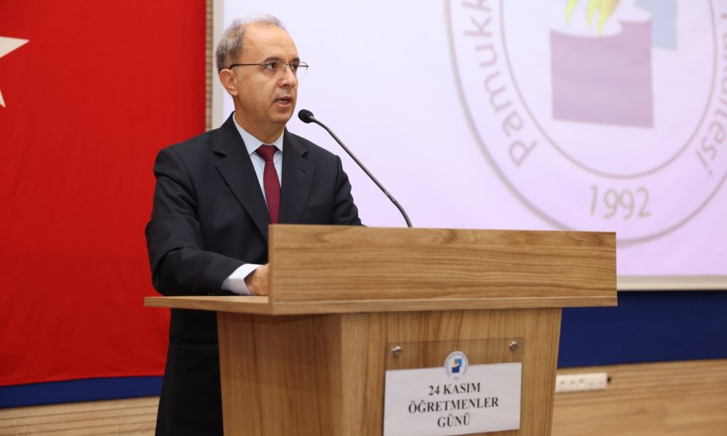 PAÜ’de 24 Kasım Öğretmenler Günü Coşkuyla Kutlandı...