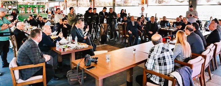 Başkan Çavuşoğlu: Otobüs Şoförü Bulamıyoruz...