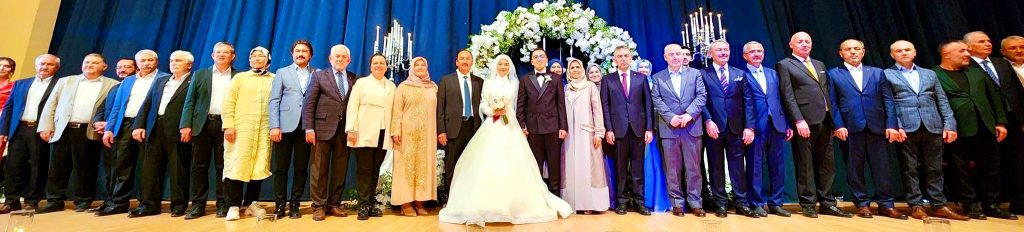 Denizli, Tebrik Kuyruklarına Sahne Olan ve 25 Şahitle Kıyılan Bu Nikahı Konuşuyor...