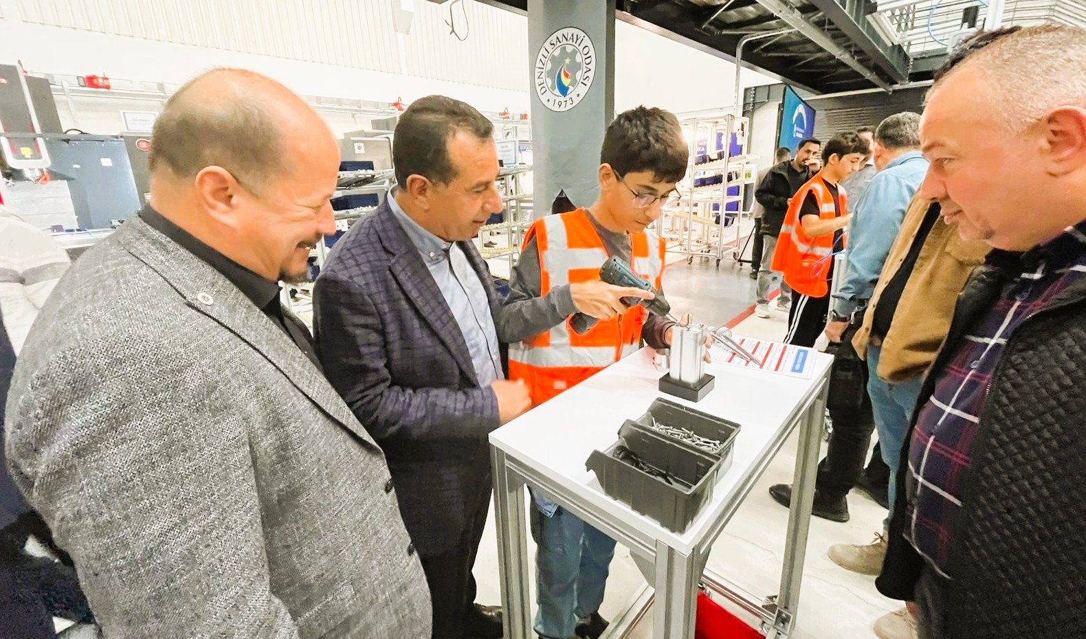 Denizli MAKSİAD Derneği Üyeleri, ‘Model Fabrika’yı Yerinde İnceledi…