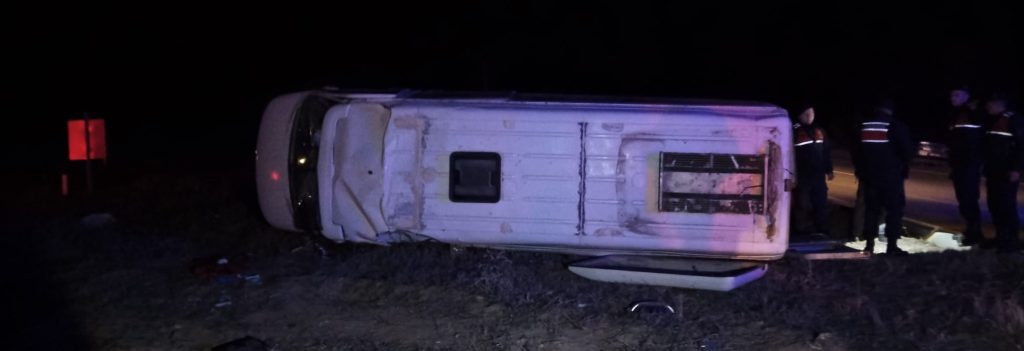 Denizli'de Otobüsle Minibüs Çarpıştı: Çok Sayıda Yaralı Var...