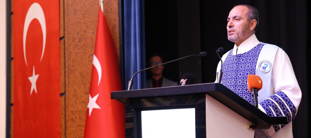 PAÜ Akademik Yıl Açılışı, Prof. Dr. Fazlıoğlu'nun Verdiği İlk Dersle Gerçekleşti...