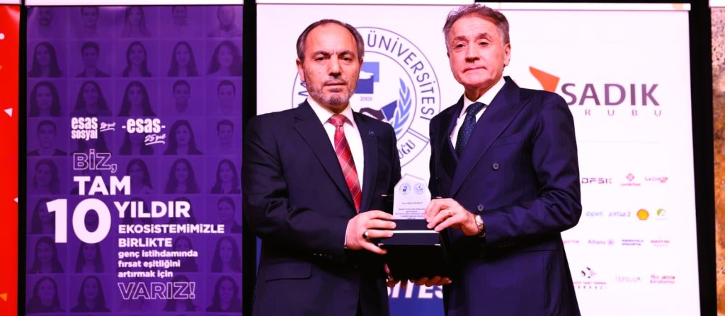 Denizli 11. Girişimcilik ve Liderlik Zirvesi'ne Büyük İlgi...