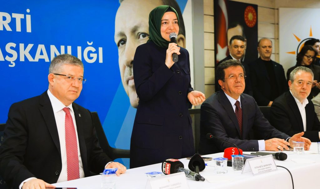 AK Parti Genel Başkan Yardımcısı Kaya, Özgür Özel'e Seslendi: Derhal Görevden Alın!