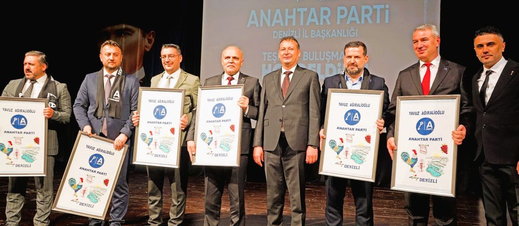 Denizli Anahtar Parti İl Teşkilatı'ndan Coşkulu Dayanışma Günü Buluşması...