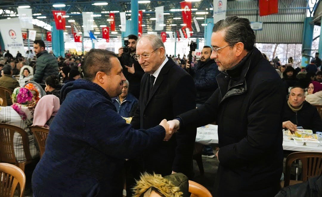 Denizli Sanayi Odası’nın İftar Sofrası Fatih Mahallesi’nde Kuruldu…
