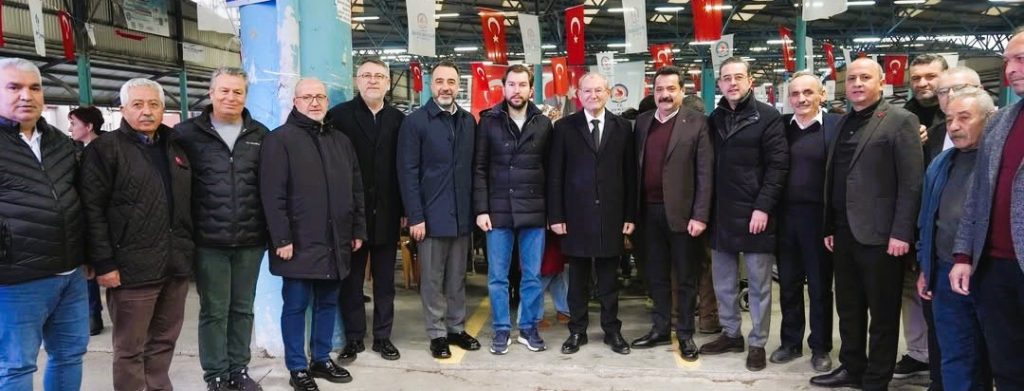 Denizli Sanayi Odası'nın İftar Sofrası Fatih Mahallesi'nde Kuruldu...