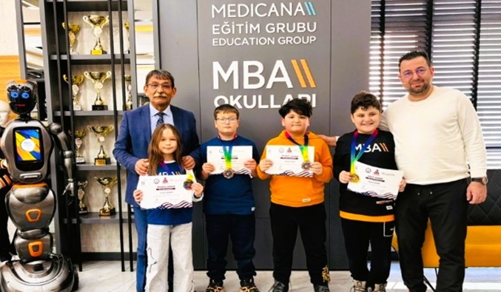 MBA Okulları, Amerikan Matematik Olimpiyatları’ndan Madalyalarla Döndü...