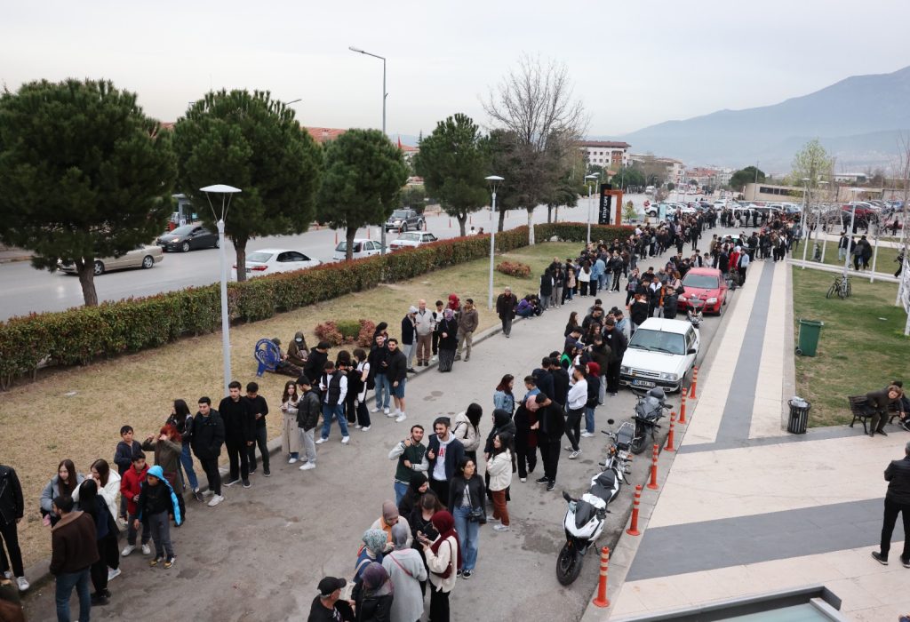 Denizli OSB 3 Bin Öğrenciyi Geleneksel İftar Sofrasında Buluşturacak…