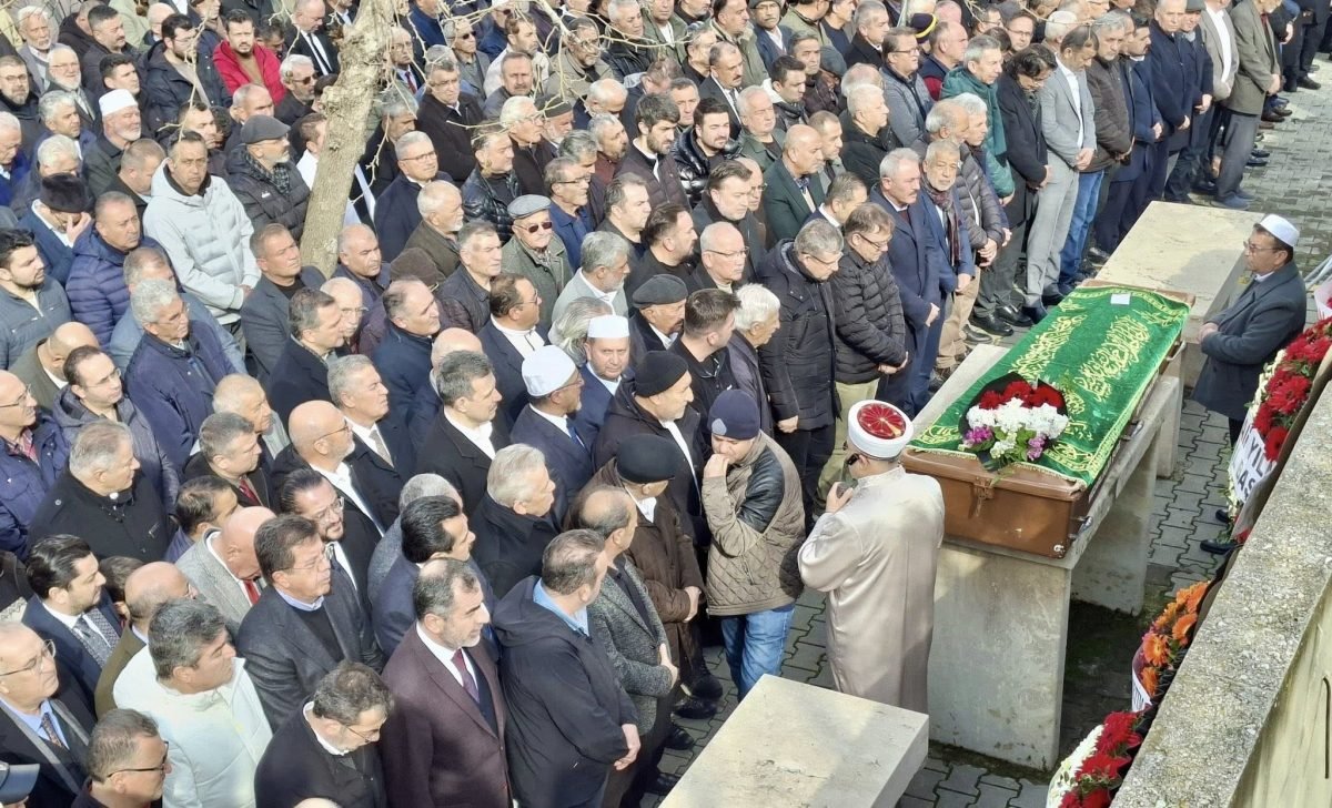 AK Parti İl Başkanı Subaşıoğlu’nun Annesi Son Yolculuğuna Uğurlandı..