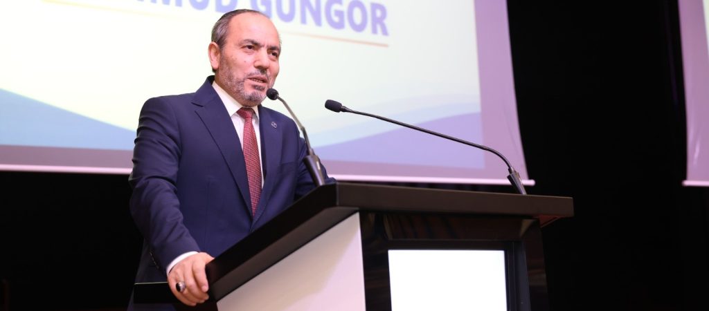 PAÜ Tıp Fakültesi Öğrencileri, Beyaz Önlüklerini Rektör Güngör’ün Katılımıyla Giydi...