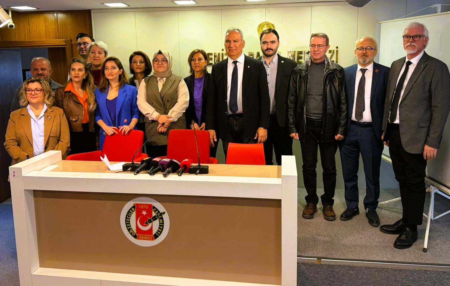 Denizli Sağlık Platformu, Sağlık Sisteminin Sorunlarını Dile Getirdi…