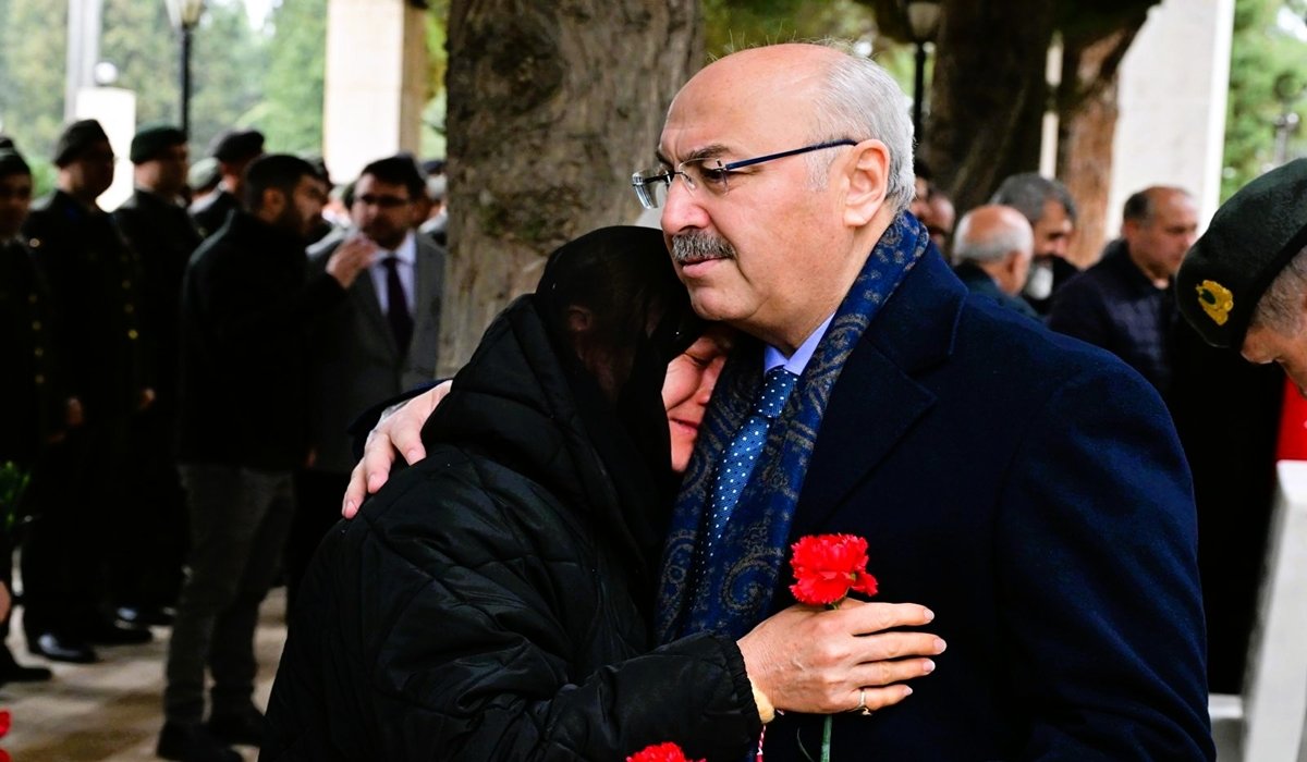 Denizli Valisi Köşger Şehit Aileleri ve Kimsesiz Çocuklarla Bayramlaştı…