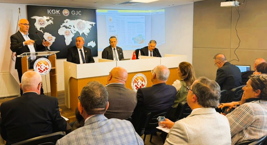 KGK Yerel Medya Buluşmasından Tek Ses Çıktı: Meslek Birliği Yasası Şart...