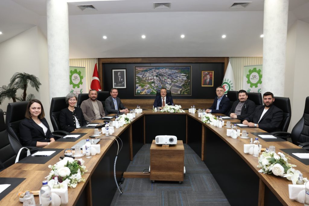 Denizli OSB’de Gençler ve Sanayicilerle Yoğun Buluşma Trafiği Sürüyor...