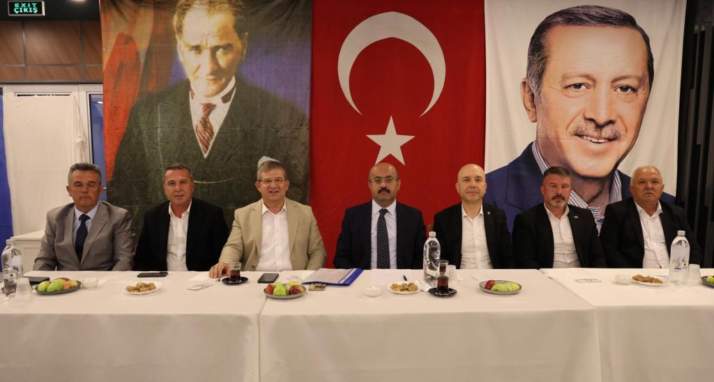 Denizli AK Parti 8 İlçede İstişare Toplantısı Yaptı...