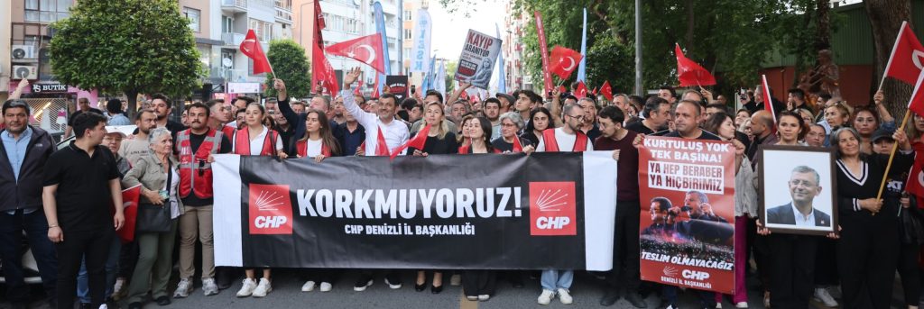 CHP Denizli İl Örgütü Sokağa Çıktı: Partimize ve Halkın İradesine Sahip Çıkıyoruz