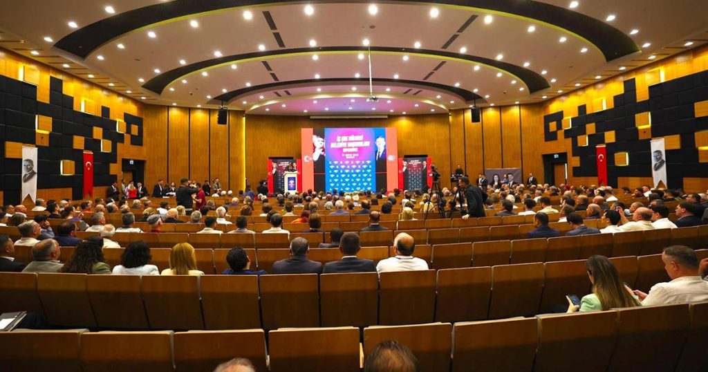 CHP’li Belediye Başkanları Denizli’de Buluştu…