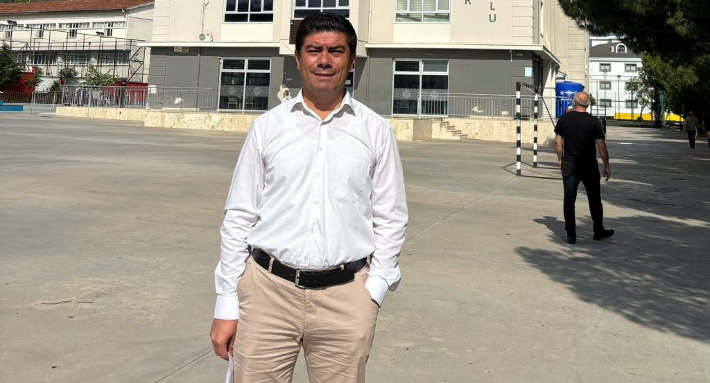 8'inci Üniversitesini Okuyor, 9'uncu Üniversite İçin Sınavlara Girdi...