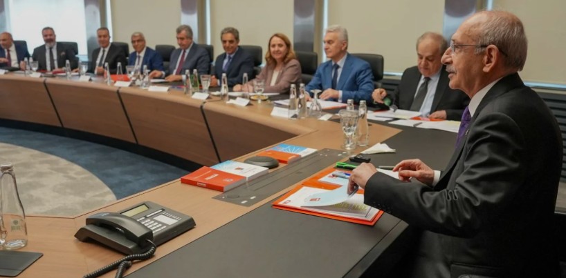 CHP'de Beklenen Deprem Gerçekleşti: Horzum'la Birlikte 26 İl Başkanı Görevden Alındı...