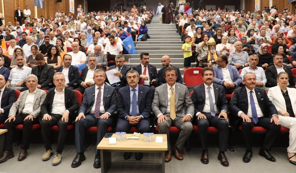 AK Parti Denizli İl Başkanı Subaşıoğlu’ndan Teşkilata Birlik Ve Hizmet Mesajı...