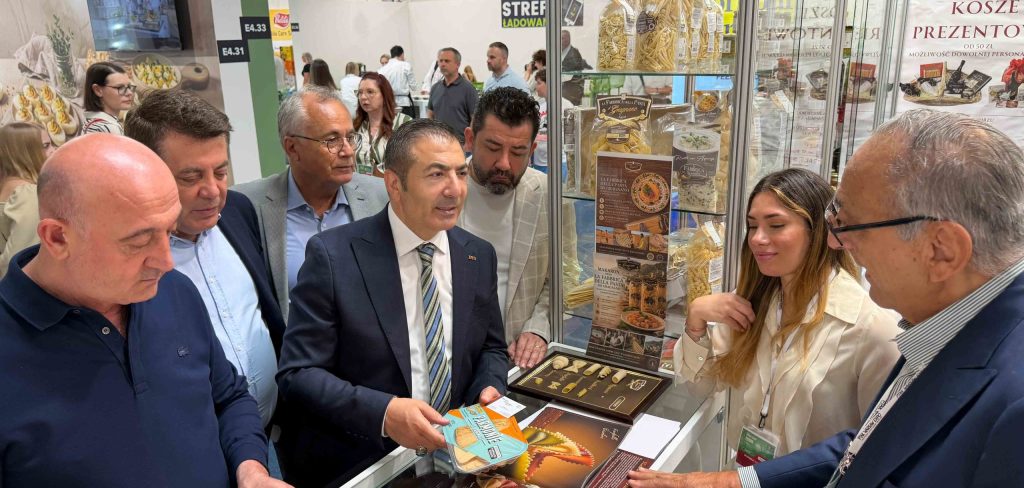 DTO Heyeti, 30 Firmayla Polanya Warsaw Fuarı'na Damgasını Vurdu...