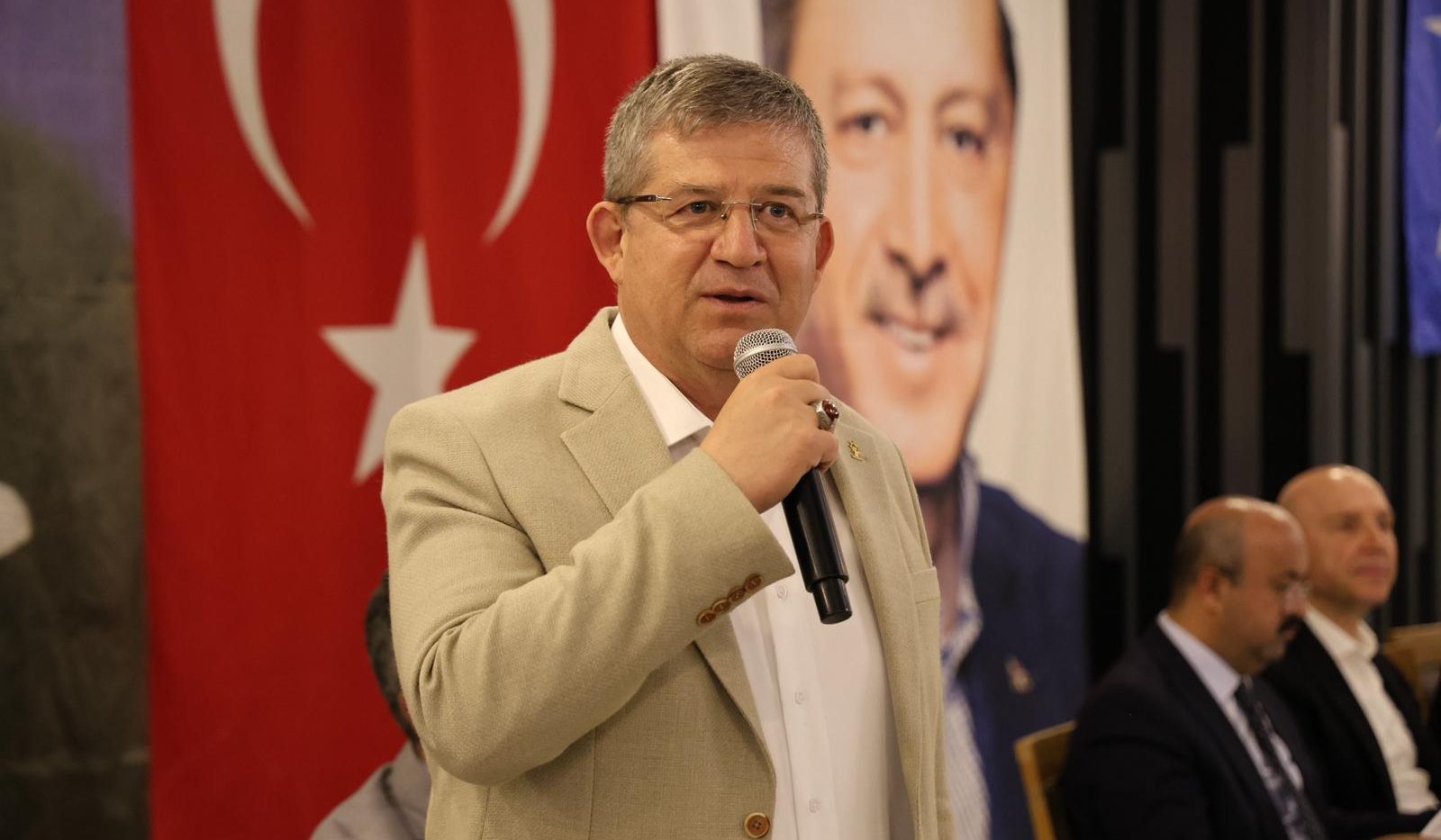 AK Parti İl Başkanı Subaşıoğlu CHP’li 2 Belediye Başkanına Seslendi